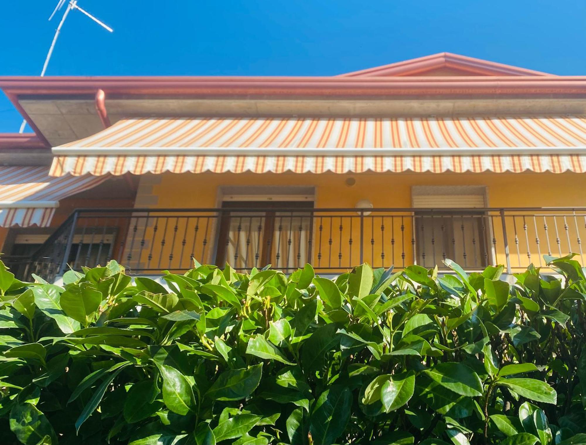 Casa Meja *
